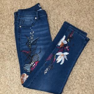 DG2 by Diane Gilman Virtual Stretch Skinny Jeans